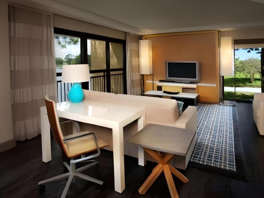 Disney'S Contemporary Resort 博伟湖 外观 照片